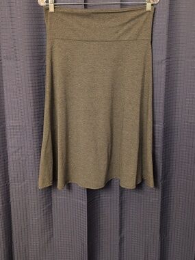 EUC LuLaRoe Azure Solid Gray A-line skirt L